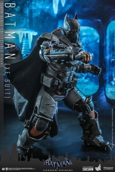 Batman: Arkham Origins Actionfigur 1/6 Batman (XE Suit) 33 cm